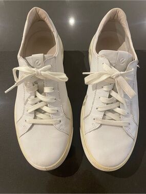 Ecco White Leather Lace-Up Sneakers
